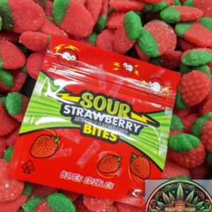 Sour Strawberry Bites (600mg THC) –