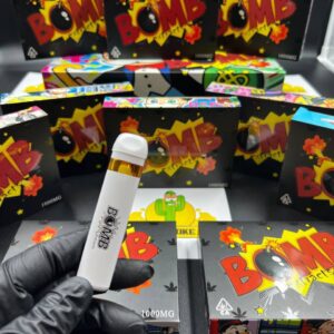 Alternative view of Bomb extracts vape